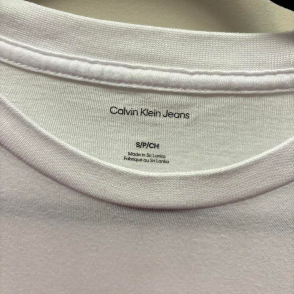 Calvin-klein Women's White T-shirt - Picture 2 of 3